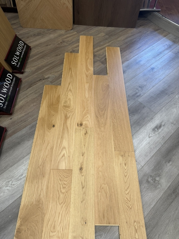 Паркетна дошка Oak Brushed Bevelled Family
